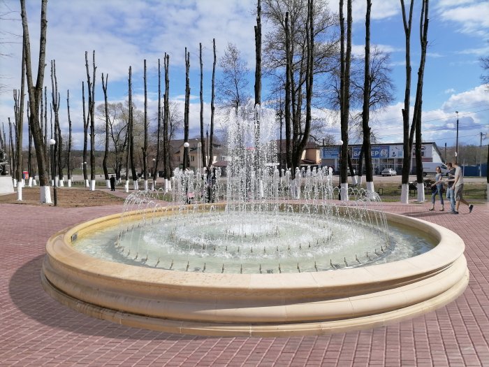 Классический фонтан из архитектурного бетона сквер Керамистов г.Киров