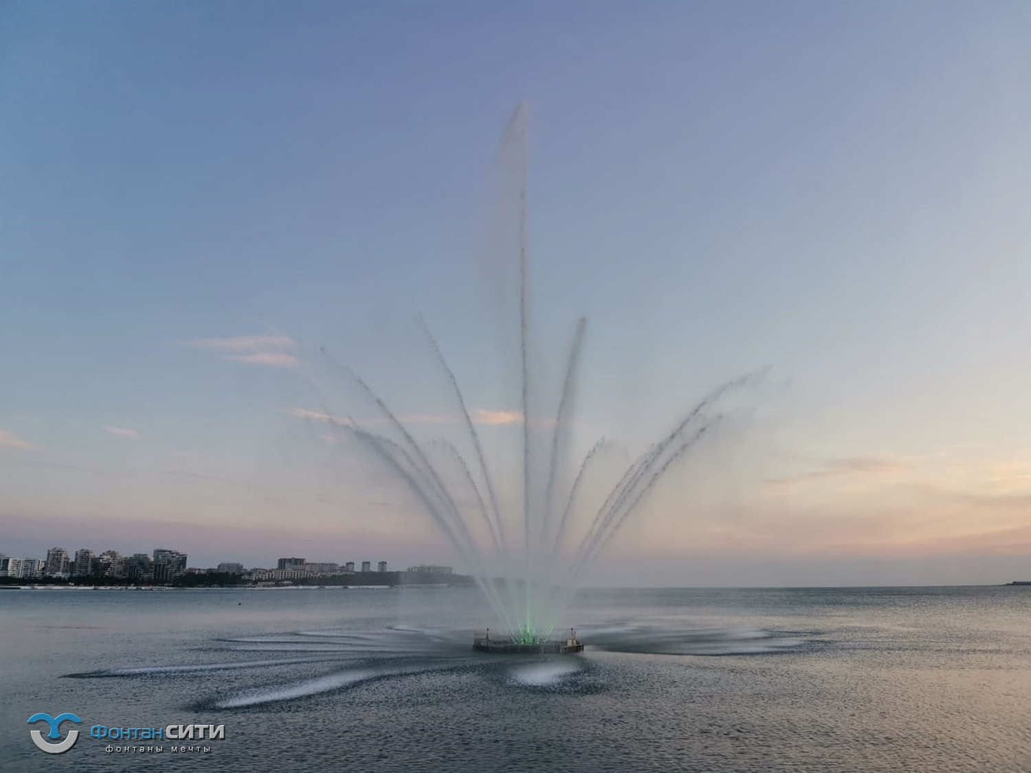 Плавающий морской фонтан «ПРИМОРЬЕ GRAND RESORT HOTEL 4*» г. Геленджик