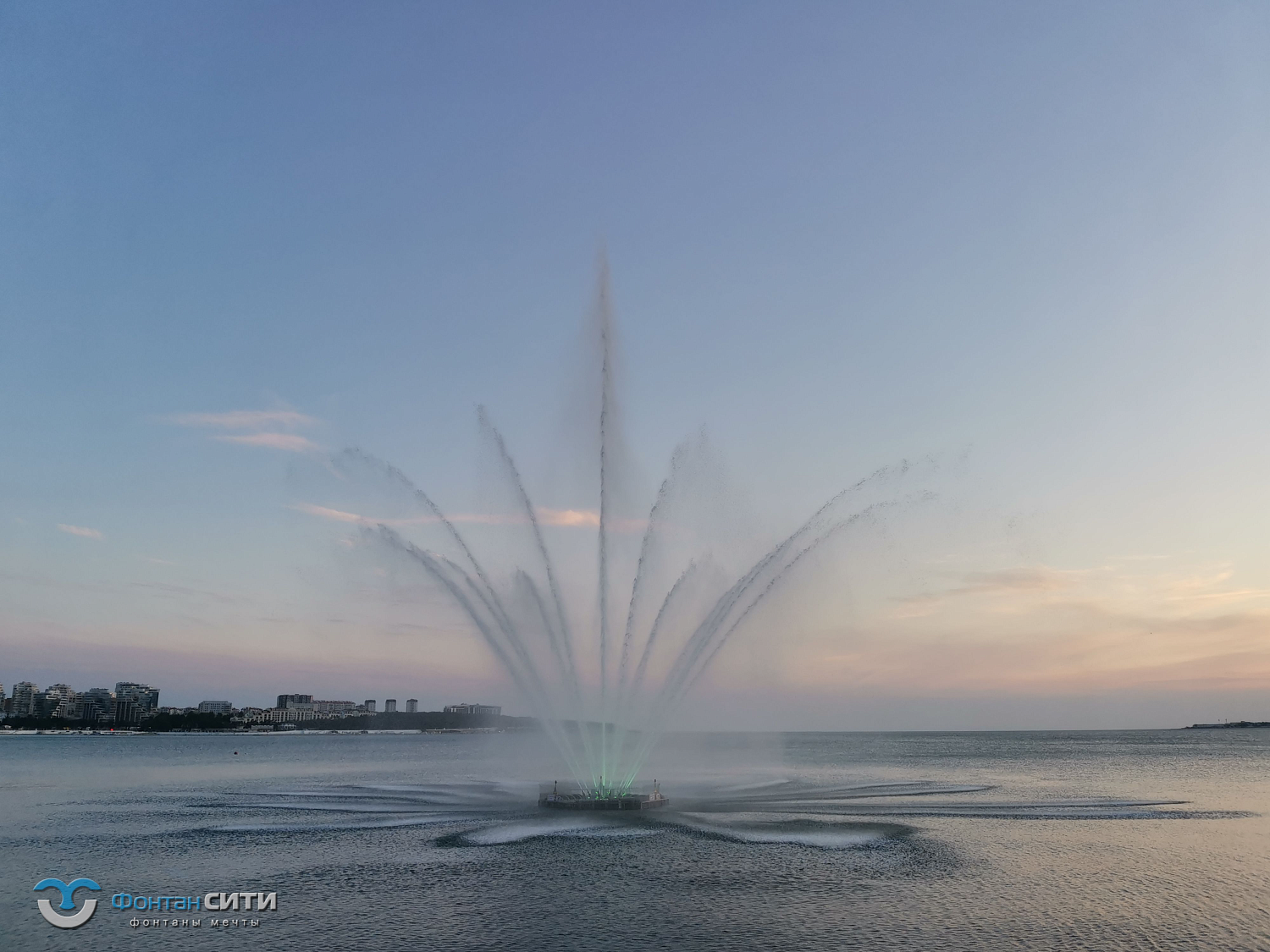 Плавающий морской фонтан «ПРИМОРЬЕ GRAND RESORT HOTEL 4*» г. Геленджик